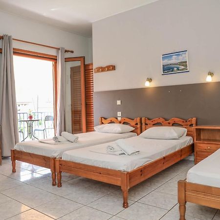 Ftelia Studios Skiathos Town Exterior foto